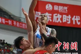 CBA季前赛（丹东站）北京北汽胜深圳马可波罗图片