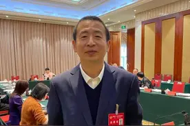 山西省政协委员石岩：家校社协同共育 守护青少年运动员心理健康图片
