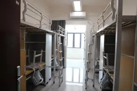 烟台科技学院学生诉称新校区宿舍气味刺鼻，当地12345：接到多人投诉，已转办图片