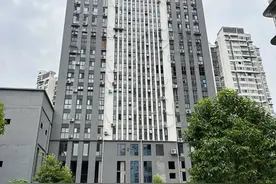 遂宁中央广场楼盘40余套房屋涉嫌“一房多卖”追踪 ：腾退困难，仍在协商图片