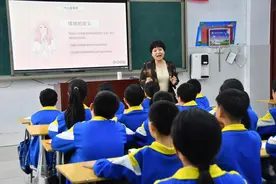 评论丨曝“儿童精神科爆满”，我们从一线医生的独立观察中收获什么？图片