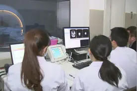 一对夫妻同时患癌！医生：别再这样做了图片