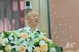 丘成桐的汕头情缘图片