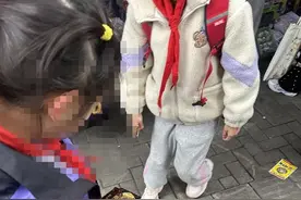 福州校园周边文具店哪吒卡牌热销！部门查处违规商家图片