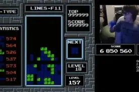 美国13岁少年通关俄罗斯方块 分数显示“999999”达到上限图片