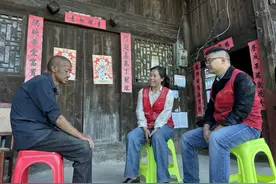 开阳县高寨乡张光本：“黑榜”变“红榜” “懒汉”变“劳模”图片