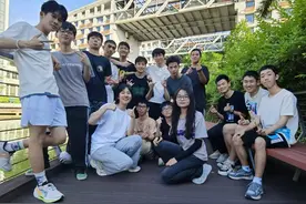 新质生产力提速 为年轻人开辟新职业赛道图片