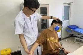 颈肩部疼痛手麻？可能是斜角肌的问题图片