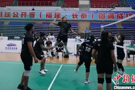 2024年中国气排球公开赛福建长泰开赛 气排球运动海外渐热图片
