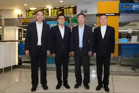 中国新任驻纽约总领事陈立抵纽约履新图片