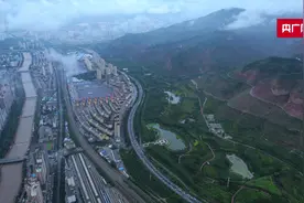 【镜头里的青海】云端之上瞰西宁图片