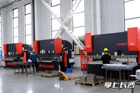 智造新突破！湘能浩明项目正式竣工投产图片