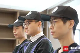 在成都做保洁的年轻人：月入八九千元，上班感觉很治愈图片
