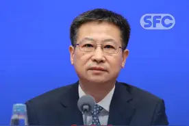 国家统计局：修订后的2023年国内生产总值为129.4万亿元 比初步核算数增加3.4万亿元图片