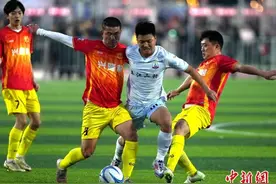 2025年贵州“村超”20强争夺赛开启图片