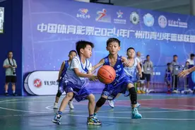 广州市青少年篮球联盟成员比赛开打图片