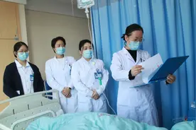 这种天还有蚊子吗？最近不少孩子眼角长出小疙瘩，罪魁祸首竟是图片