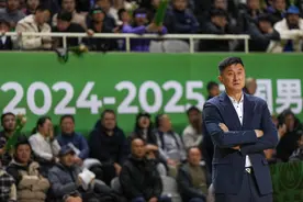 （体育）篮球——CBA常规赛：南京头排苏酒不敌广东东阳光图片