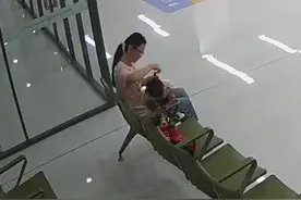 丈夫在医院偶遇妻子带娃看病，看了一眼却转身离开，咋回事？图片