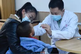 支原体肺炎感染后有何症状？如何治疗？听专家解读图片