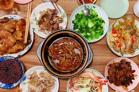 春节的8个晚上｜一桌年夜饭，无非家乡味图片