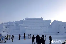 “云顶天宫”再现长白山 尝试圆“稻米”心中的梦图片