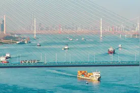 湖北：迈向海工装备强省图片