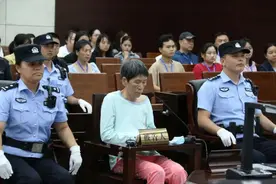 人贩子余华英的割裂人生图片