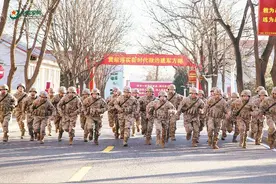 军营观察丨画好荣誉激励“同心圆”图片