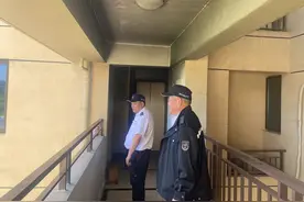 有“警”无险！闲林两名保安员化身“救火卫士”快速灭火护民安图片