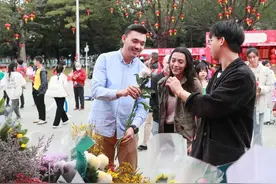 在广州“行花街”，感受家门口浓浓“年味”图片
