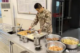 退伍季｜参军16年，他在军营的最后一天如何度过？图片