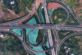 今日17时江泸北线高速（重庆段）通车 江津至泸州50分钟可达图片