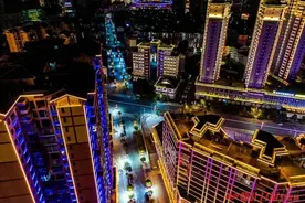 通道：夜色迷人 璀璨浪漫图片