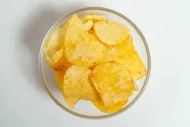 经常吃薯片，身体会发生什么变化？不仅长胖，还会......图片