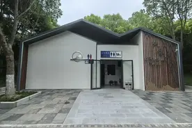 公厕+2，均配备“第三卫生间”！就在→图片