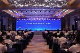 无人塔吊在山东青岛应用 较人工作业方式综合效率平均提升超15%图片