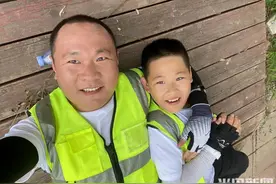 青岛十岁少年萌生想法，父子俩一路骑行北京，有点酷！图片