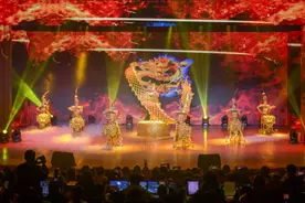 河北沙河：春节联欢晚会精彩上演图片