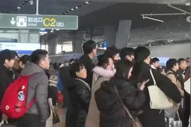 通途千里驰骋、产业因水而兴……经济“跃动”内生动力积聚图片