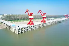 设计年吞吐量470.5万吨，中交一航局二公司承建项目助力安庆港扩大开放图片