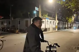 每天80公里，4个小时，连续7年！上海男子极限通勤惊呆网友图片