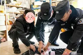 要求用快递寄现金都是骗术！民警快速拦截“巨款”图片
