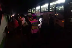 入黔旅游的他们说：贵州交警很OK！图片