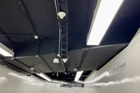 地铁站天花板上的“白色蘑菇”是什么？有什么作用？揭秘来啦图片