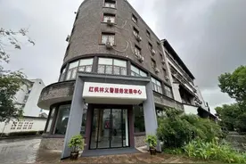 店老板成立了一支队伍，接下来的发展太令人惊喜了！图片