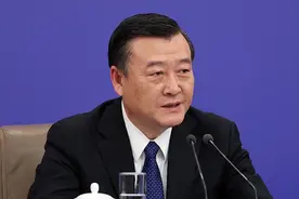 住建部部长喊话房地产企业：谁能为群众建设好房子，谁就有未来图片