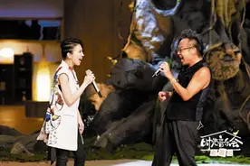 时光音乐会上 老友同唱金曲图片