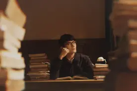 离职之后，我在图书馆“假装上班”图片