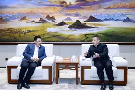 李先祥会见悦达集团董事长张乃文一行图片